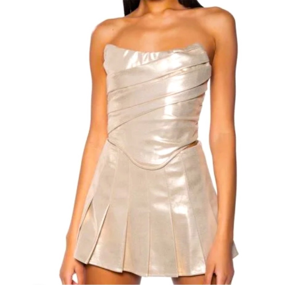 AKIRA Metallic Pleated Mini Skirt